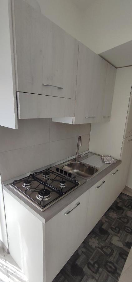 Casa Vacanze Dimora Monfalcone Монтескалиозо Екстериор снимка