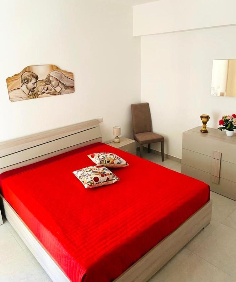 Casa Vacanze Dimora Monfalcone Монтескалиозо Екстериор снимка