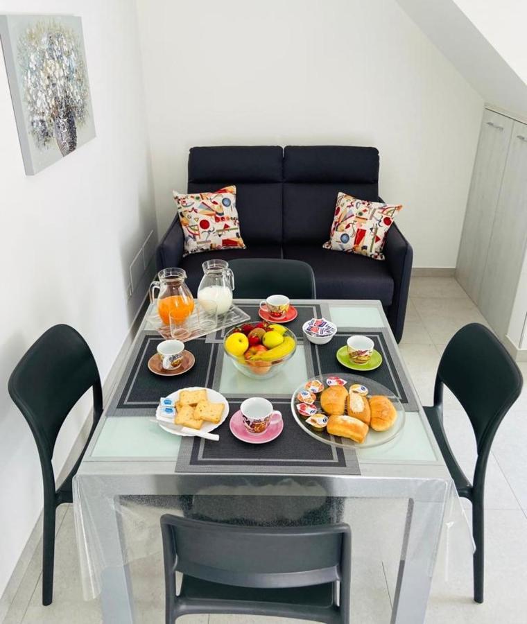 Casa Vacanze Dimora Monfalcone Монтескалиозо Екстериор снимка