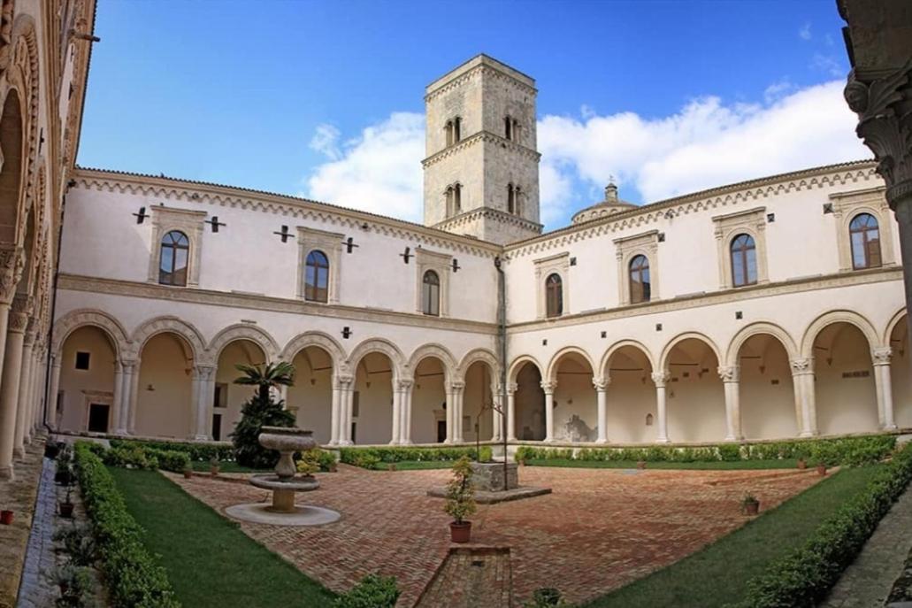 Casa Vacanze Dimora Monfalcone Монтескалиозо Екстериор снимка